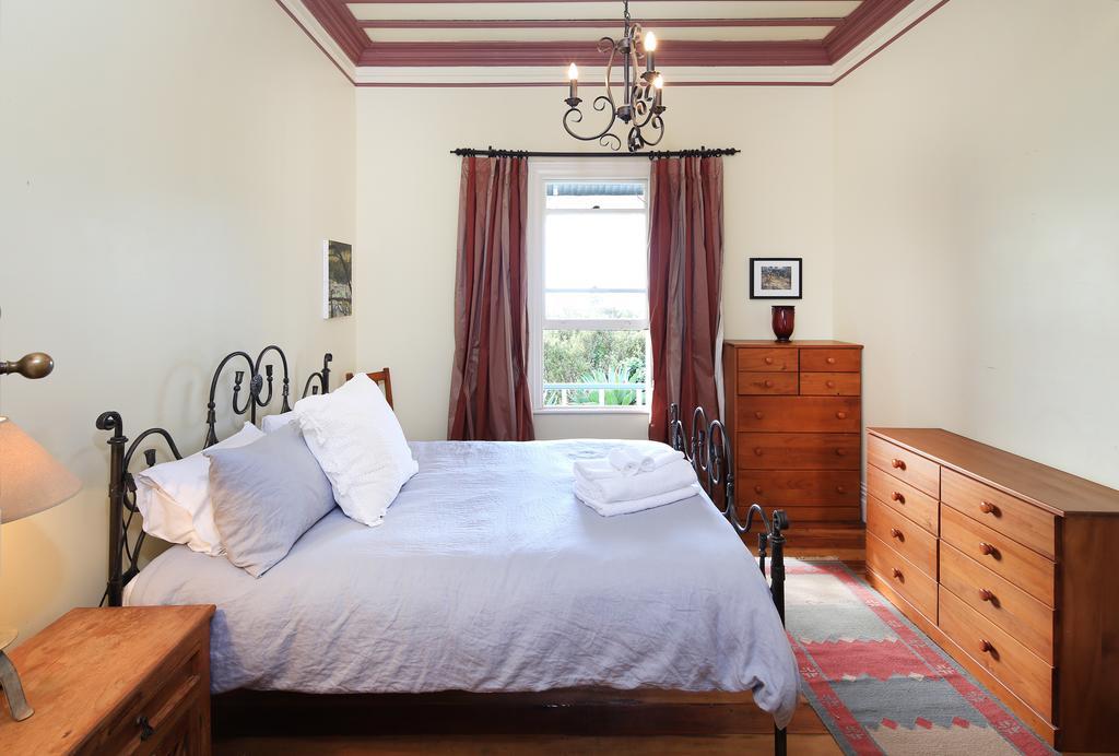 Crescent Villa - Stay Waiheke Ostend Dış mekan fotoğraf