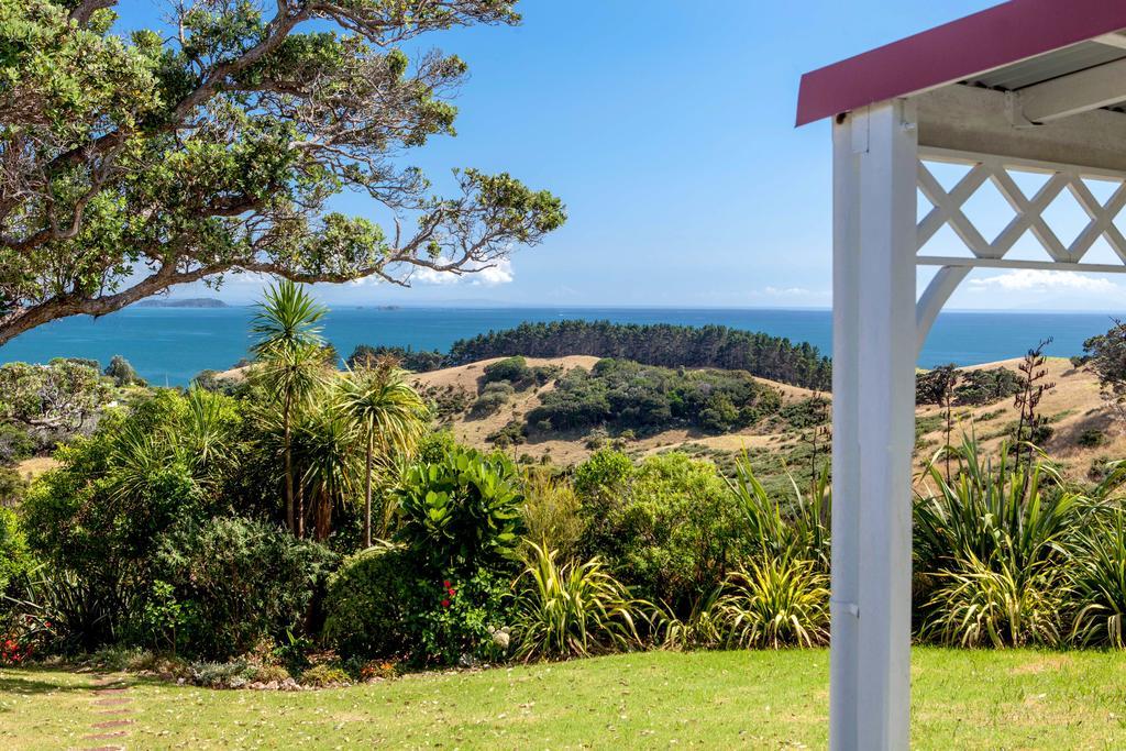 Crescent Villa - Stay Waiheke Ostend Dış mekan fotoğraf