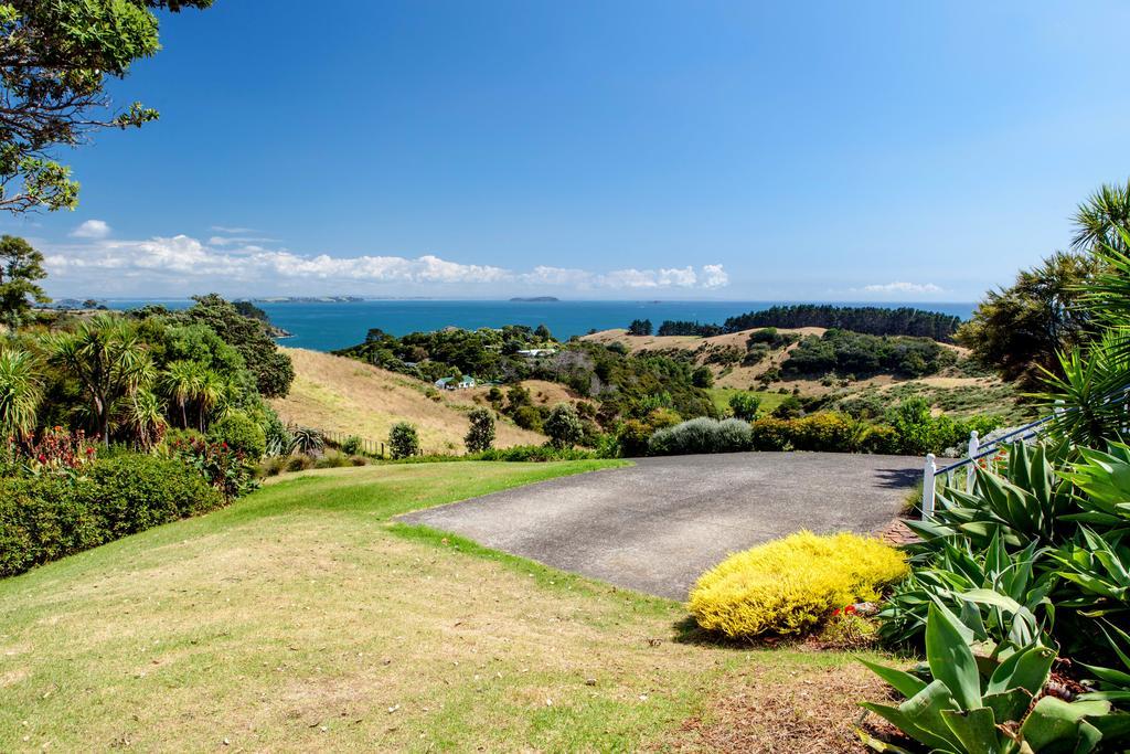 Crescent Villa - Stay Waiheke Ostend Dış mekan fotoğraf